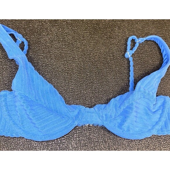 Billabong blue swim top - Picture 1 of 3